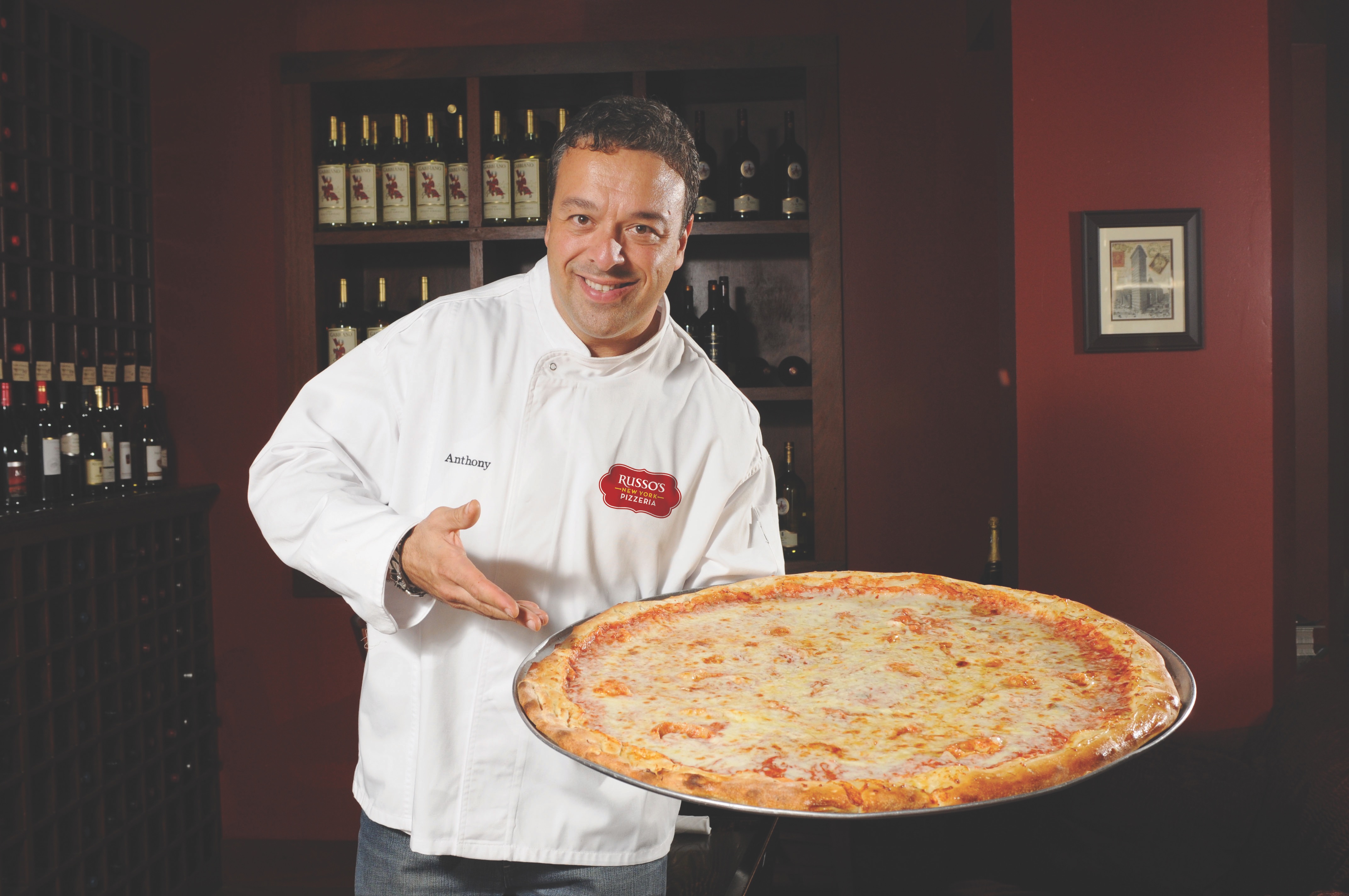 Pizza! Pizza! Read All About It! Russos New York Pizzeria Comes To Tampa Bay + Giveaway || Tampa Mama Blog